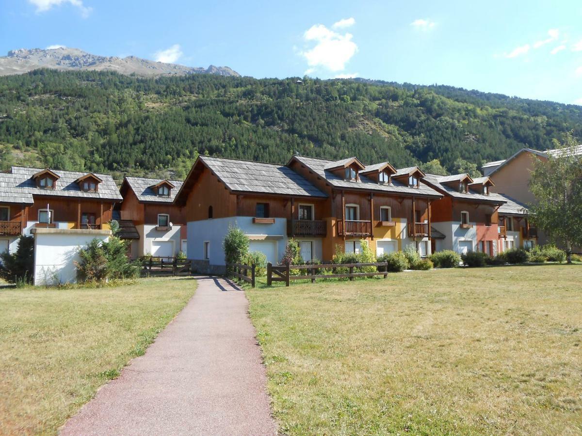 לה סאל-לס-אלפ Les Chalets Du Jardin Alpin מראה חיצוני תמונה