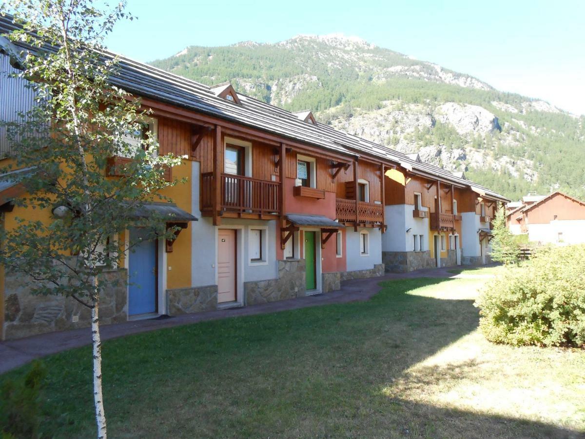 לה סאל-לס-אלפ Les Chalets Du Jardin Alpin מראה חיצוני תמונה
